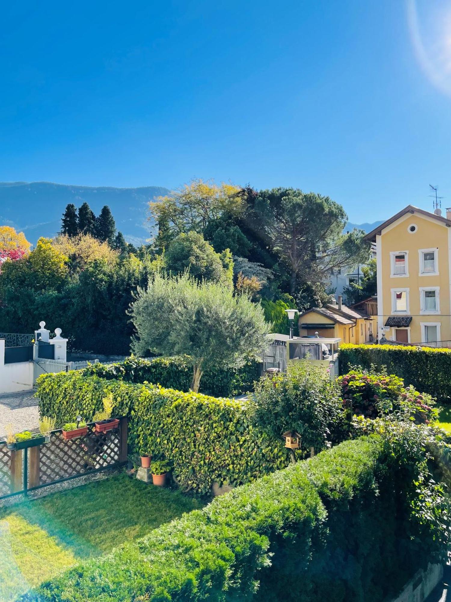 Villa Ehrenburg Мерано Екстериор снимка